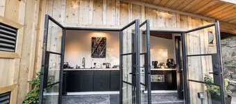 The Lodge: A Spacious Retreat for Groups - Events, Nature, & Luxury Combined!