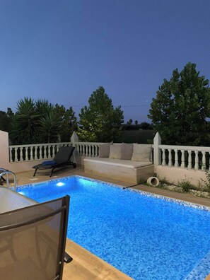 Outdoor pool - Costa villa (Agrilia)