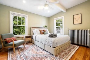 3 chambres, fer et planche à repasser, lit parapluie, Wi-Fi gratuit