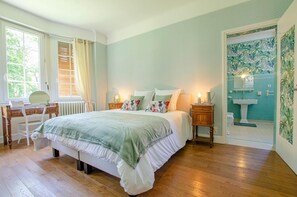 6 bedrooms, travel cot, free WiFi - La Demeure du Lac D'orient (MONTIERAMEY)