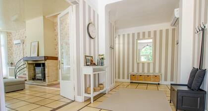 La Demeure du Lac D'orient