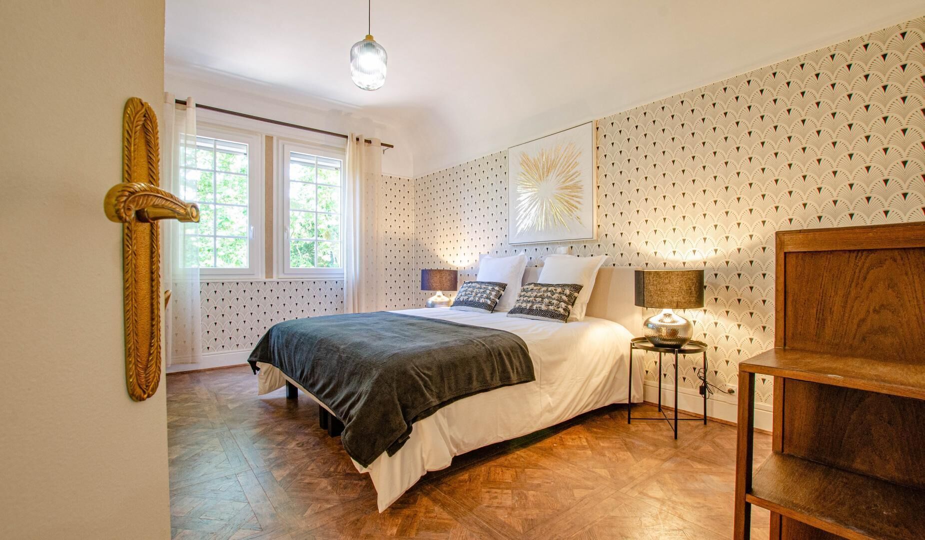 6 habitaciones, cuna de viaje y wifi gratis 