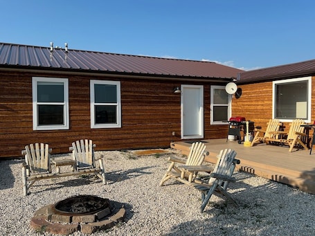 Terrace/patio. Open skies & breathtaking scenery from this 2-bdrm cabin deck.