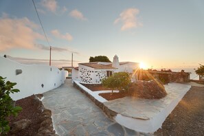 Property grounds - Finca Pisaverde: Your Peaceful Retreat in Northern Tenerife (Tacoronte)