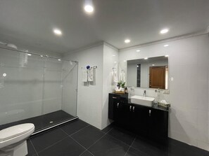Bathroom - Home Colors  (Medellín)
