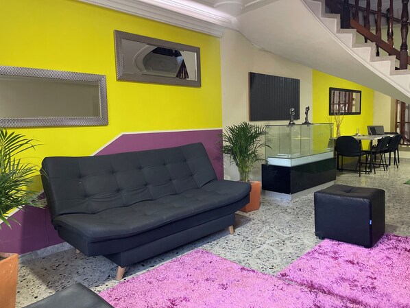 Smart TV - Home Colors  (Medellín)