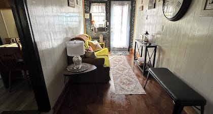 Charming 3-bedroom house in small town of Everett PA