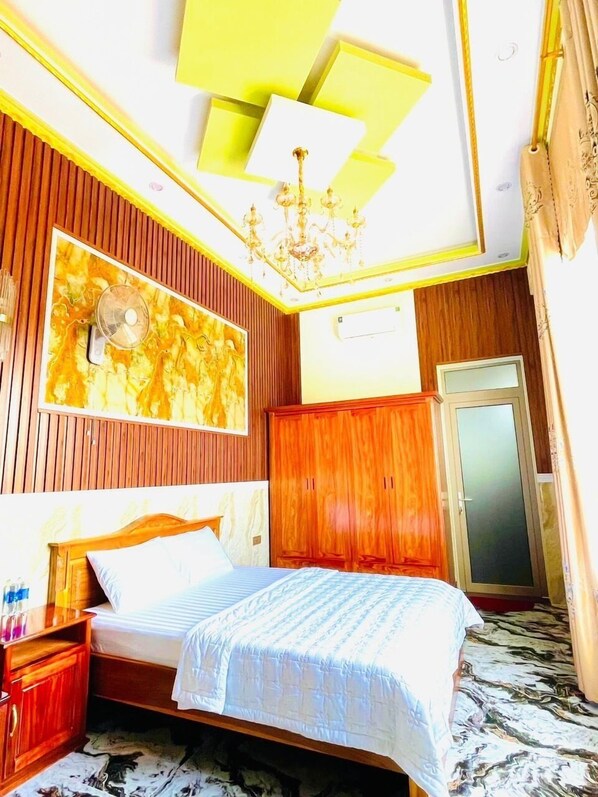 Comfort Double Room Single Use, Courtyard View