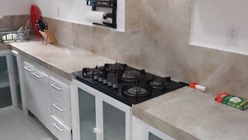 Microwave, stovetop, paper towels