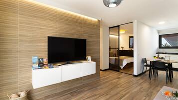 1 bedroom, iron/ironing board, free WiFi, bed sheets