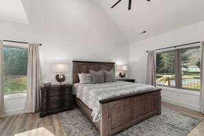 4 chambres, fer et planche à repasser, accès au Wi-Fi (inclus)
