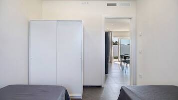 3 Schlafzimmer, Bügeleisen/Bügelbrett, kostenloses WLAN, Bettwäsche