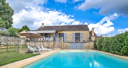 Charming House in Périgord with Large Private Pool
