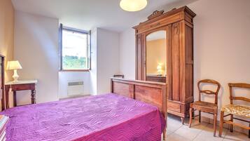 4 chambres, fer et planche Ă repasser, Wi-Fi gratuit