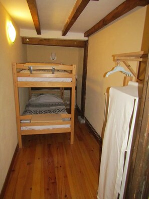 9 dormitoris i wifi gratuïta 