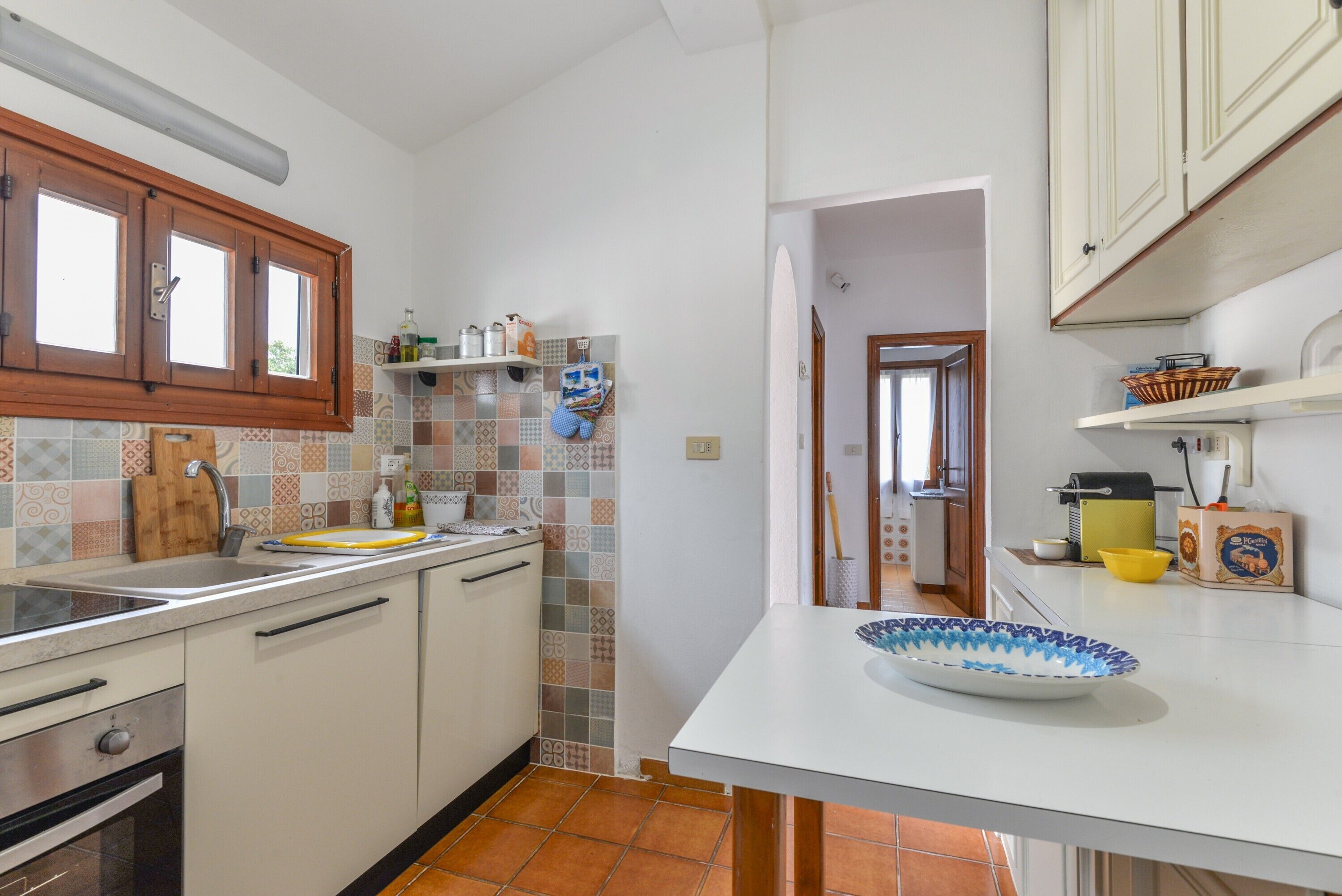 Frigorifero, forno, piano cottura, lavastoviglie