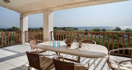 Holiday Home 'Villa Sugar Town' with Sea View, Wi-Fi and Air Conditioning