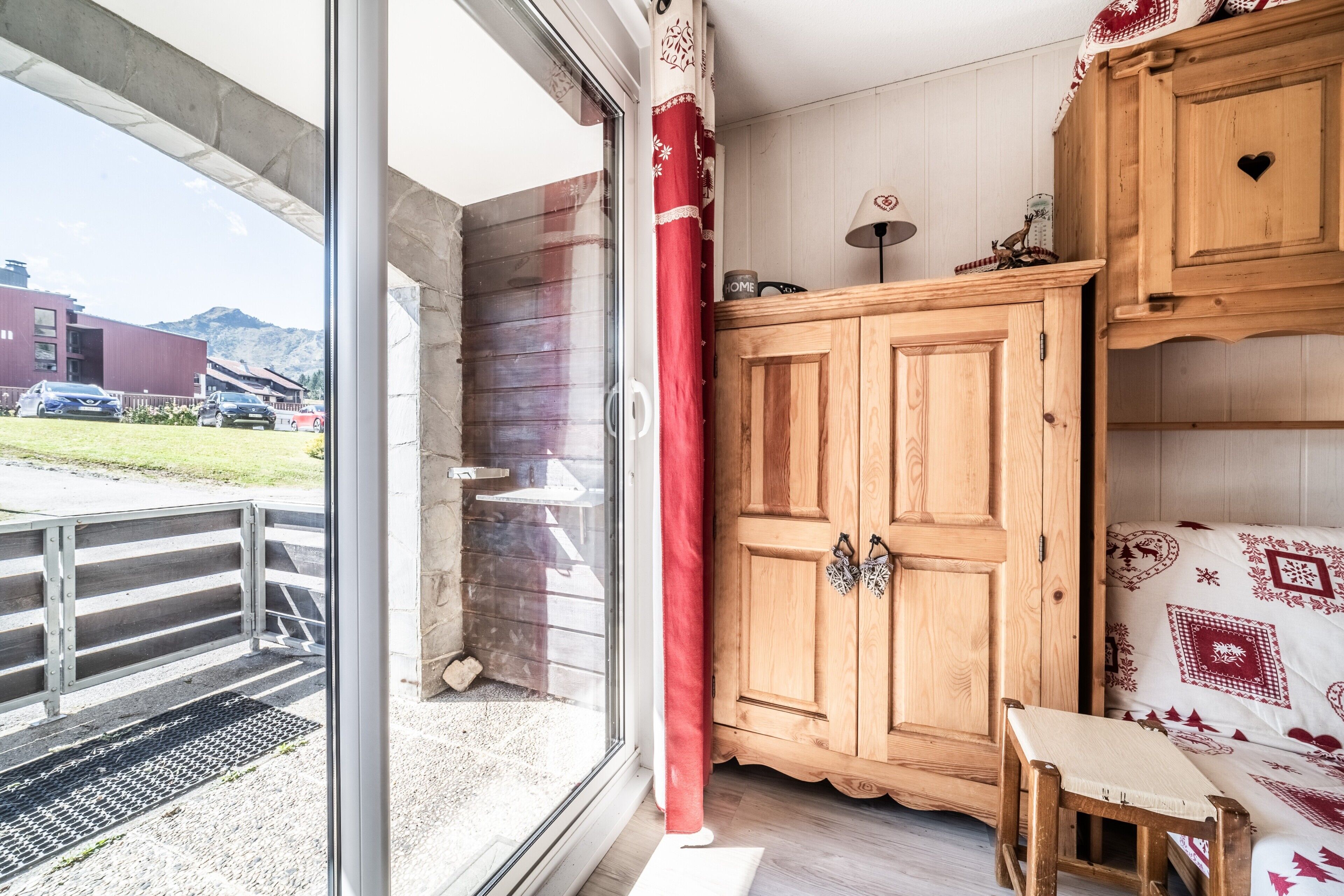 1 soverom, strykejern/-brett, wi-fi (inkludert) og sengetøy