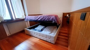 1 habitación, wifi gratis y ropa de cama 