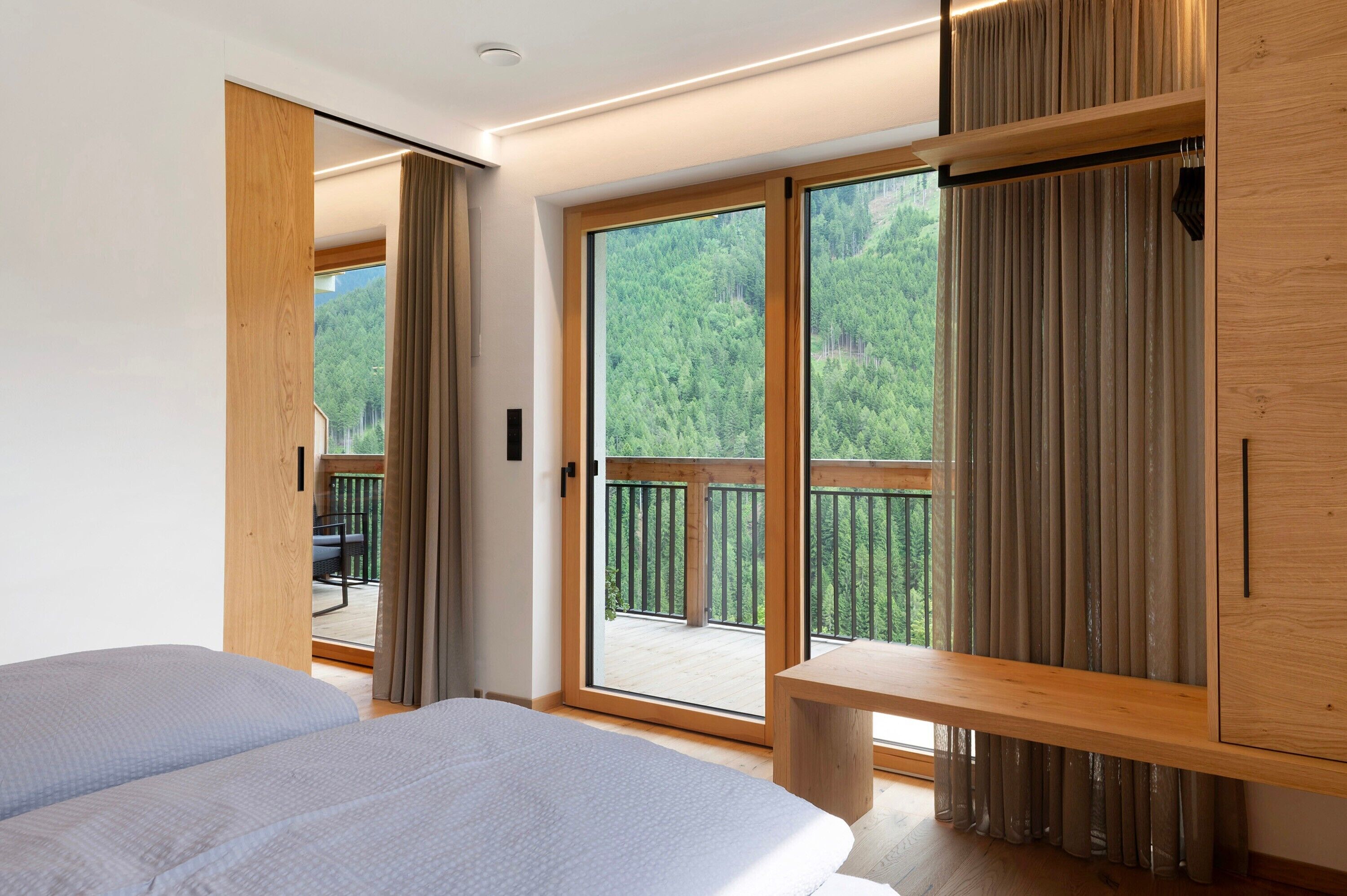 2 habitaciones, wifi gratis y ropa de cama 