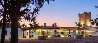 Ferienwohnung 'Cortijo La Teja' mit Bergblick, Wi-Fi und Klimaanlage