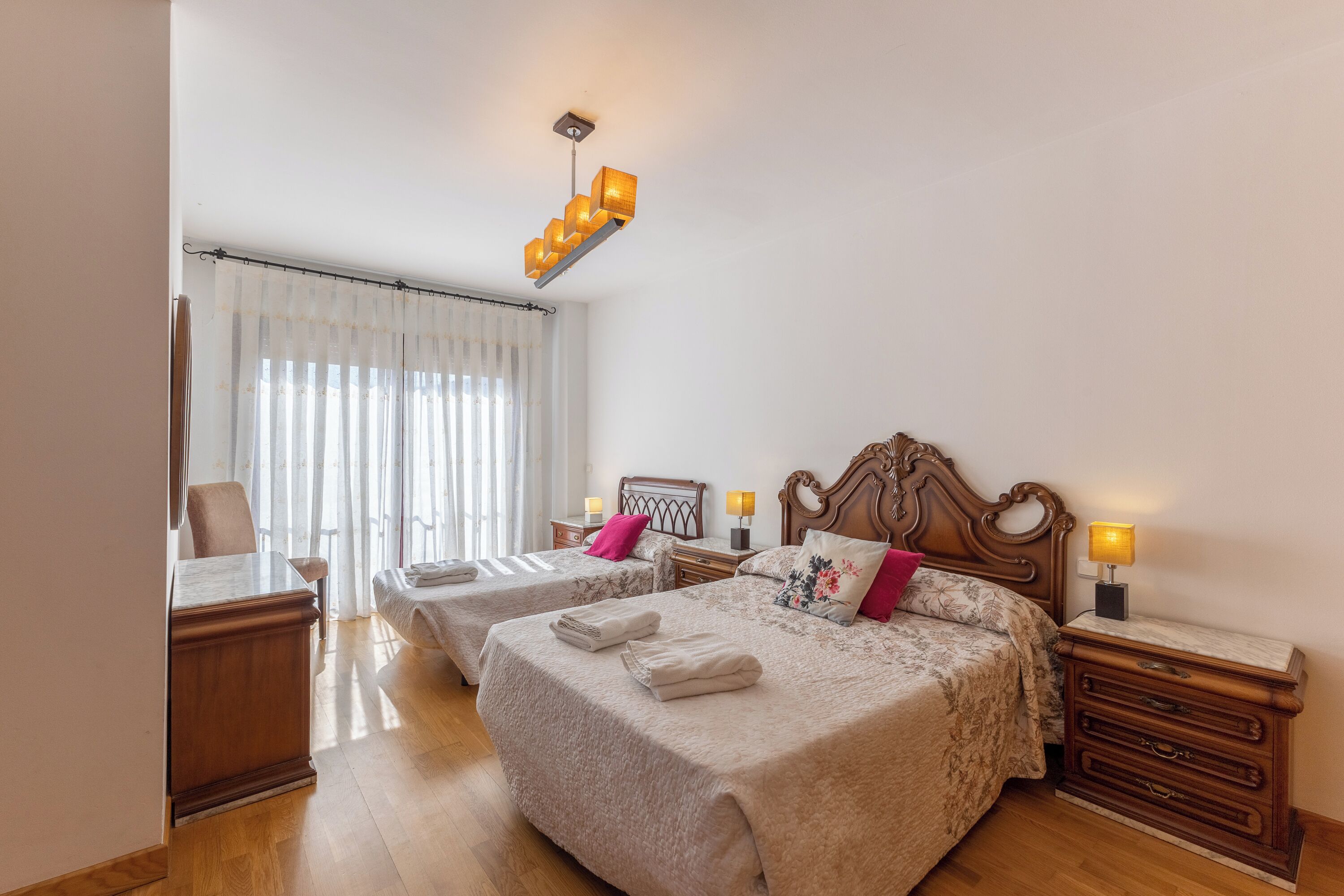 3 bedrooms, free WiFi, bed sheets