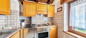 Apartment 'Appartamento Primo Piano 2' with Mountain View, Private Terrace and Wi-Fi