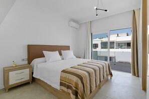 3 habitaciones, tabla de planchar con plancha y wifi gratis 