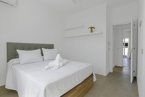 3 bedrooms, iron/ironing board, free WiFi, bed sheets - Vacation Home 'Dúplex El Equilibrio' with Mountain View, Wi-Fi and Air Conditioning (Playa Honda)