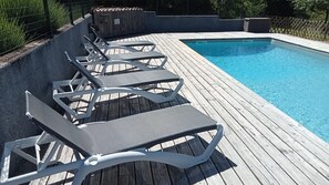 Pool - Stone House with Private Pool and Garden – Charm & Comfort in Dordogne (La Chapelle-Gonaguet)