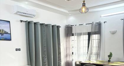 Appartement de 3 piĂšces cosy avec un balcon Ă 10 minutes de Super U Erevan