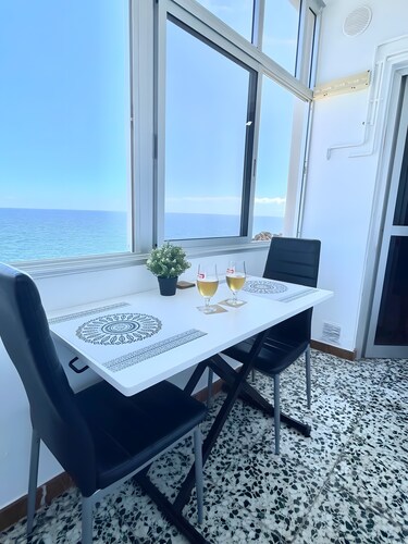 Vacation Apartment 'Balcón Al Atlántico' with Sea View and Wi-Fi
