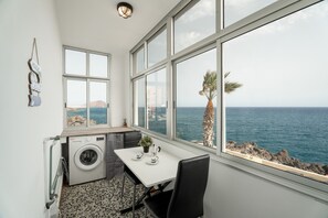 Interior - Vacation Apartment 'Balcón Al Atlántico' with Sea View and Wi-Fi (Granadilla de Abona)