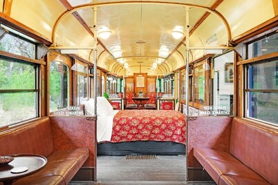 Seclusion, Tram, Native Bush, Wineries, Beaches, Melbourne Icon, Village nearby