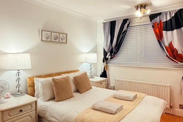 Main bedroom 1