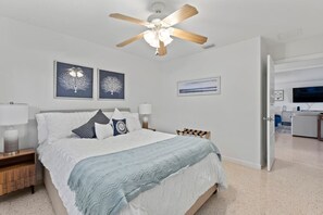 4 bedrooms, desk, iron/ironing board, free WiFi