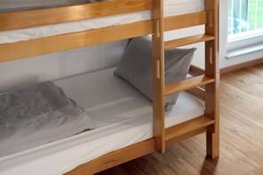 1 bedroom, free WiFi, bed sheets, wheelchair access