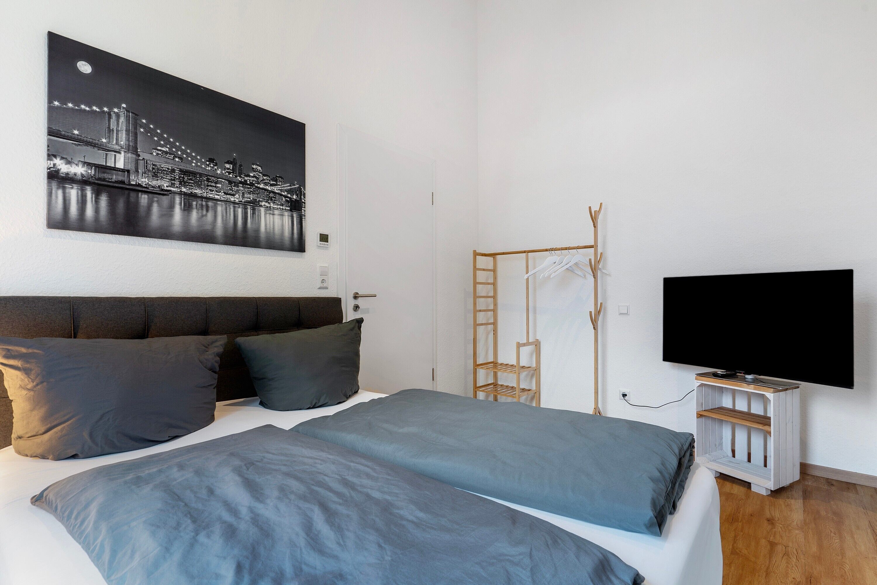 2 bedrooms, free WiFi, bed sheets, wheelchair access
