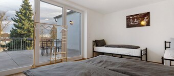 Apartment '7' with Balcony and Wi-Fi