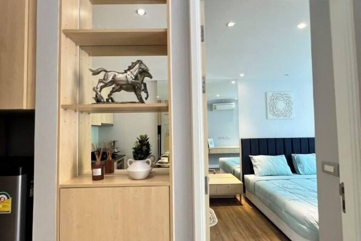 In-room safe, desk, laptop workspace, blackout curtains