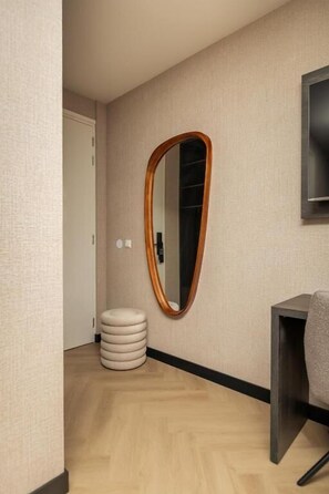 Habitació individual Comfort | Caixa forta a l'habitació i escriptori 