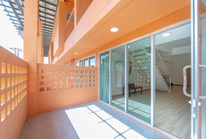 Duplex Triple Room | 1 dormitorio, ropa de cama hipoalergénica, caja fuerte