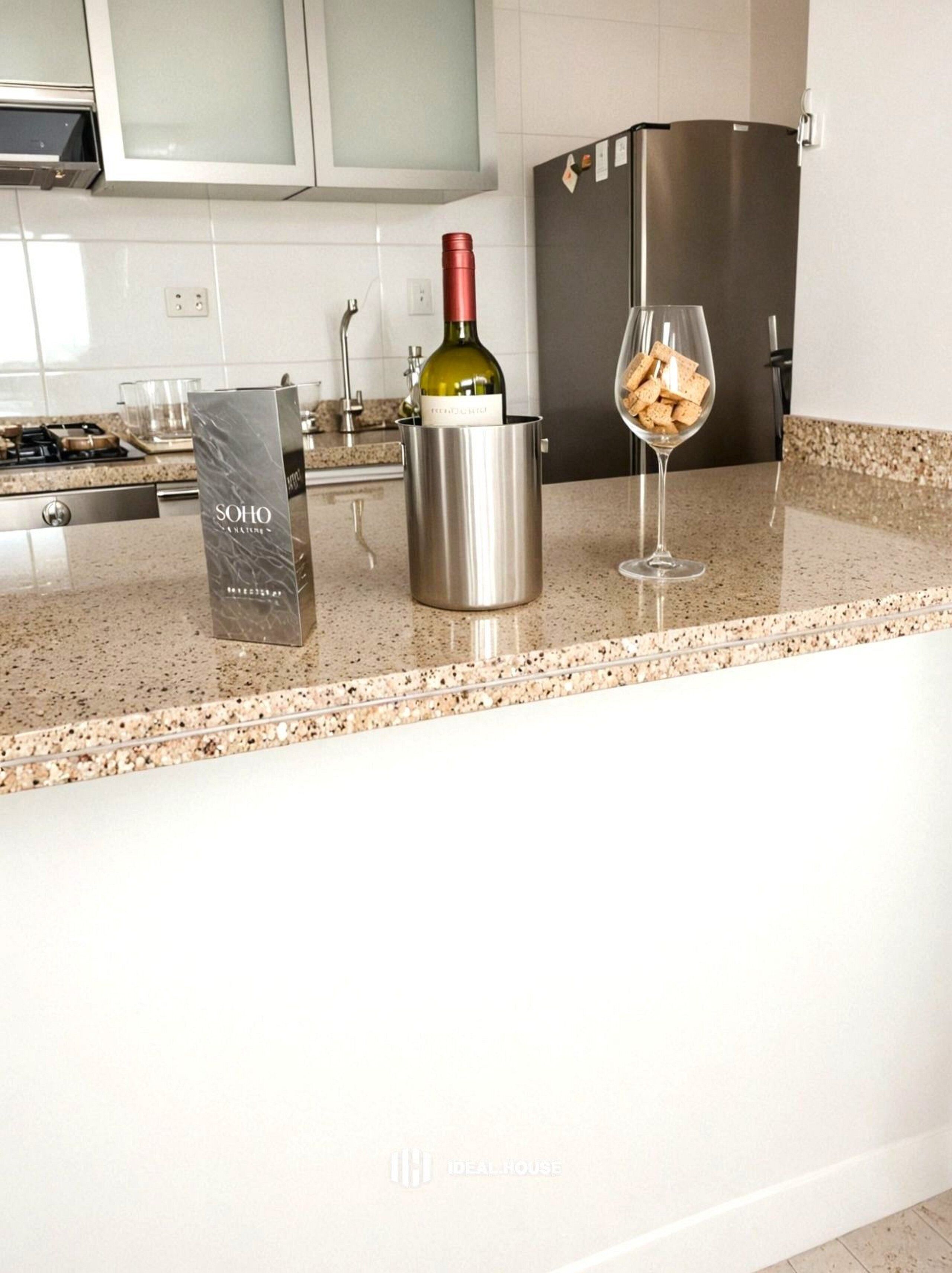 Basic Apartment | Private kitchen | Full-size fridge, microwave, cookware/dishes/utensils