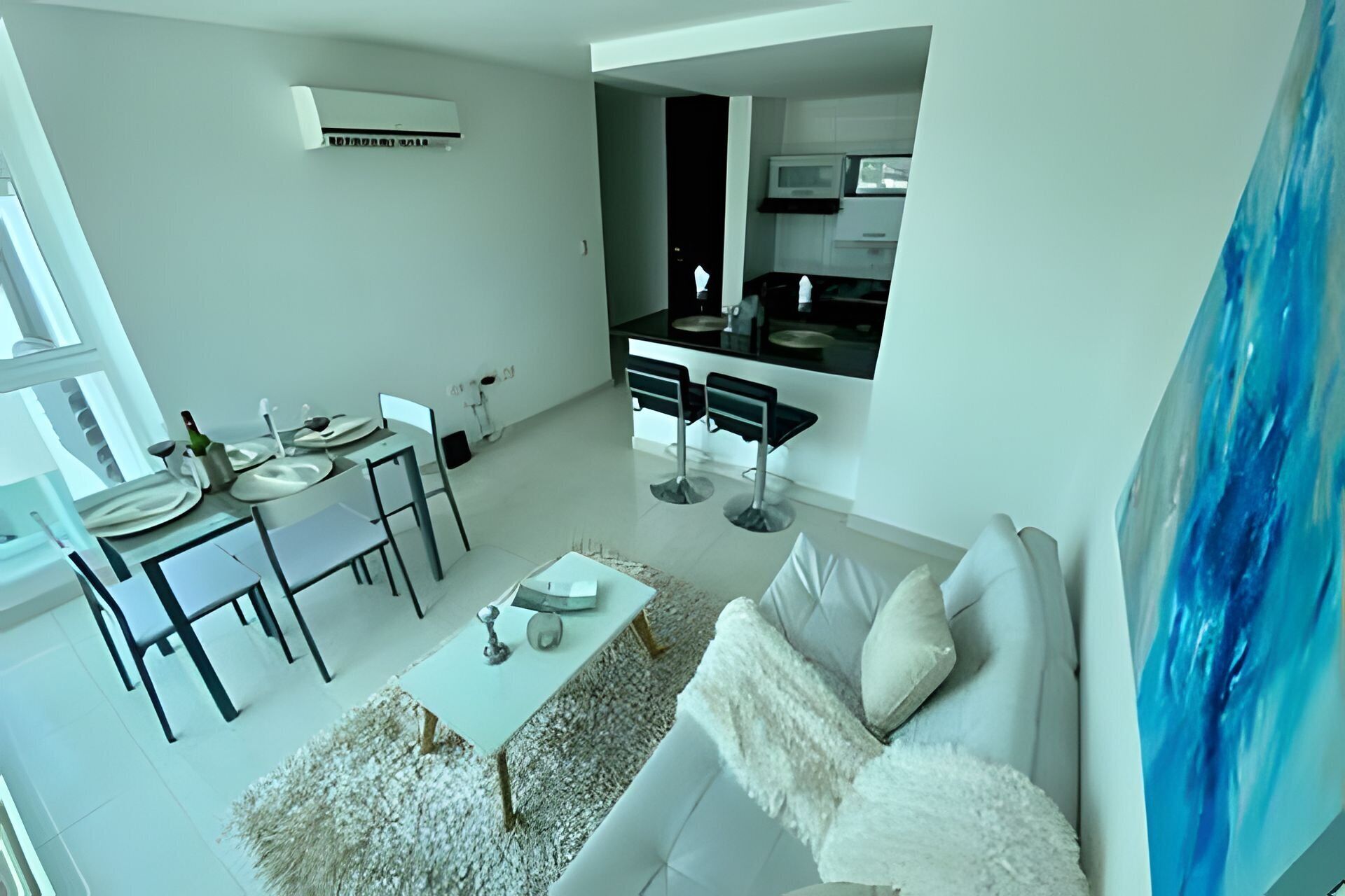 Basic Apartment | Living area