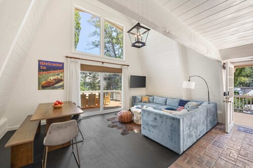 Scout's Lakehouse | Private Spa! by Colby & Conrad