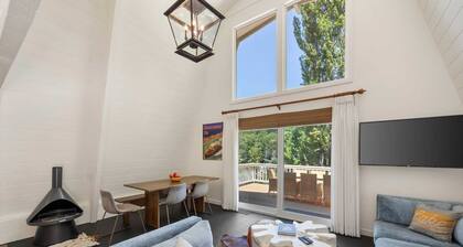 Lake Arrowhead 3BR | Lake Access + Hot Tub by C&C
