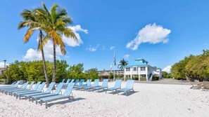 Unclassified image, 4 of 74, button - Paradise Palms 2 Bedroom Condo Ocean Pointe 1206 (Tavernier)