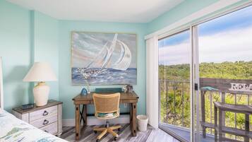 2 bedrooms, desk, iron/ironing board, travel crib