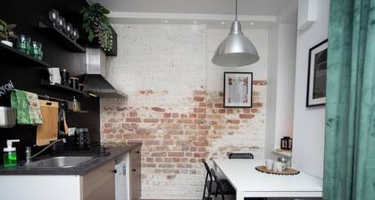 2 Room, 1BR APT for Up to 4 guests in Andrejsala area. River side. Free Parking.