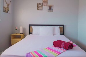 3 bedrooms, free WiFi, bed sheets